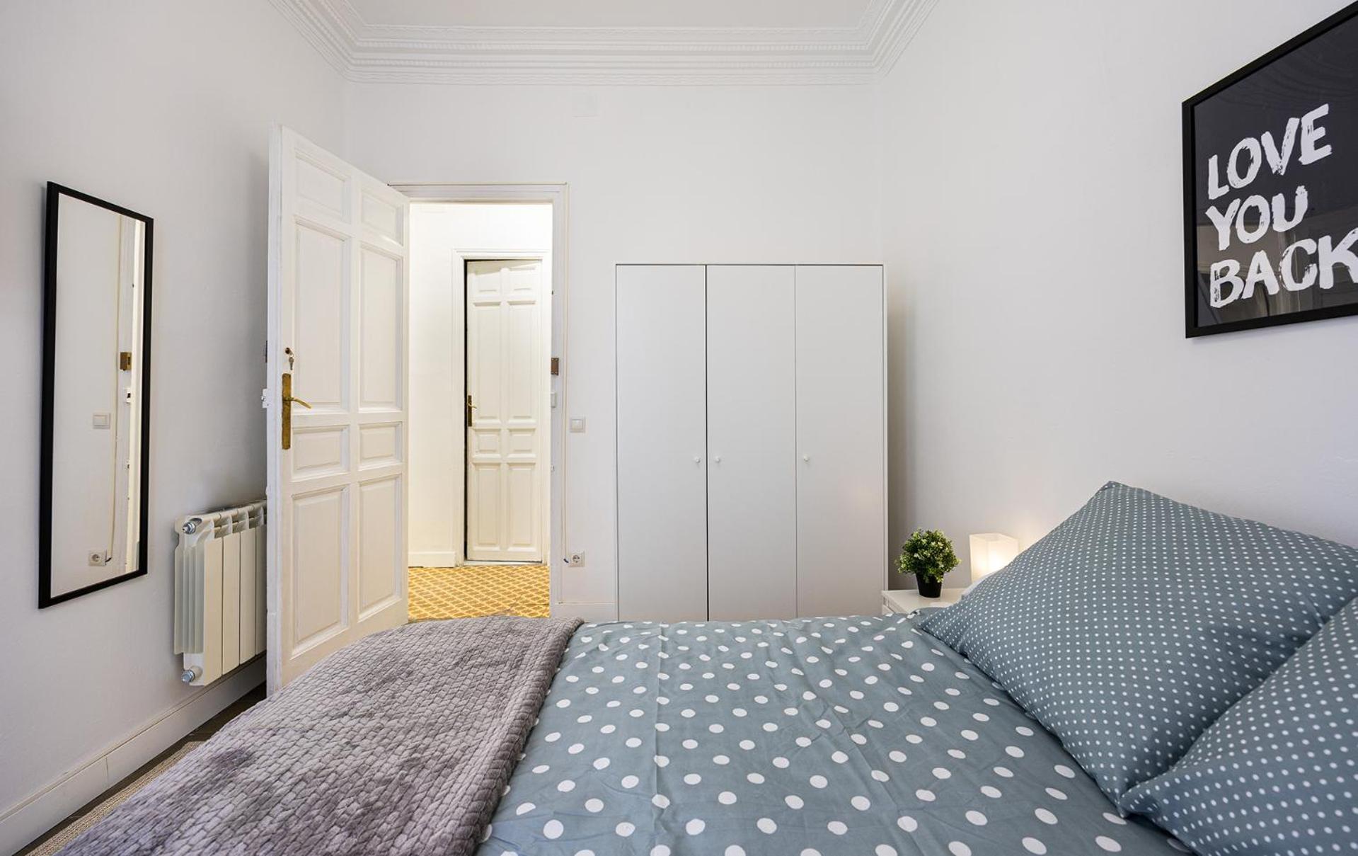 Anton Rooms Madrid Eksteriør billede